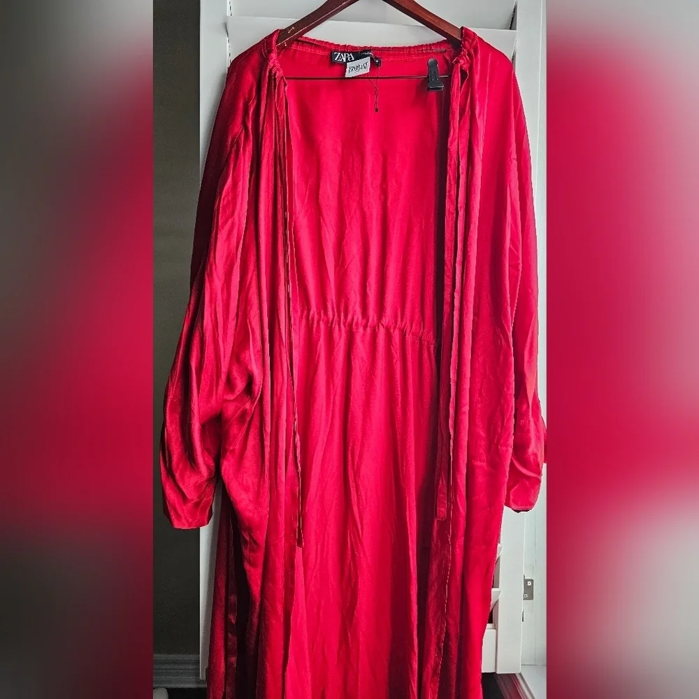 ZARA EVERLAST Satin RED BLACK ROBE SPORT Relax Size L - Picture 9 of 9